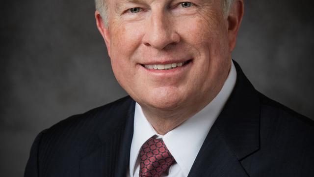 Vanhin Timothy J. Dyches