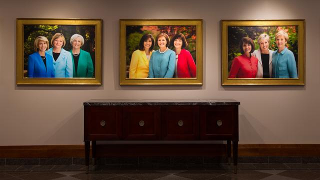 Womens_Auxiliary_2014.jpg